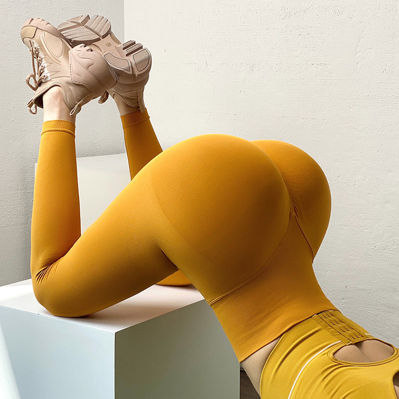 High-Waist Ruched Leggings in Yellow — design detail